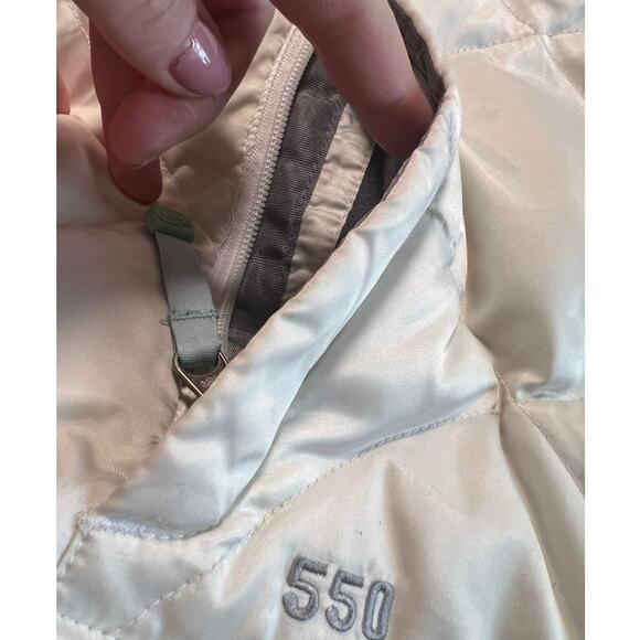 The North Face 550 Quilted Puffer Vest Full Zip S Womens White Pockets Gorpcore - Picture 8 of 9